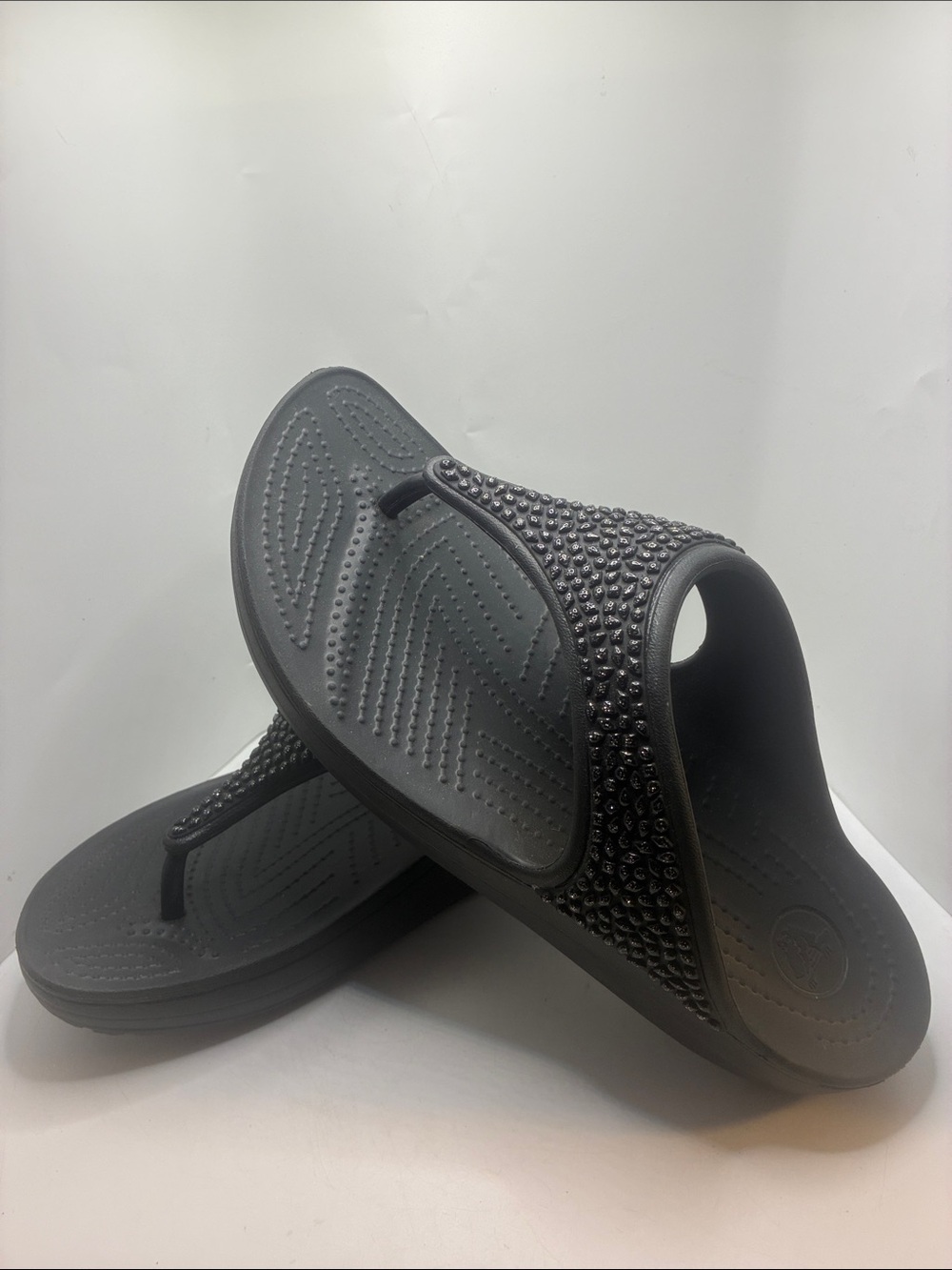 CROCS SLOAN T STRAP FLIP FLOP SIZE 10W